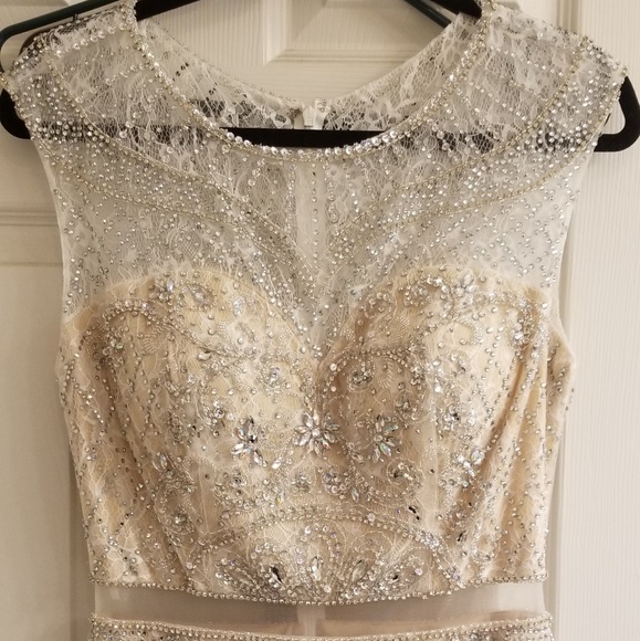 Beautiful champagne/nude embellished prom dress - Picture 2 of 8